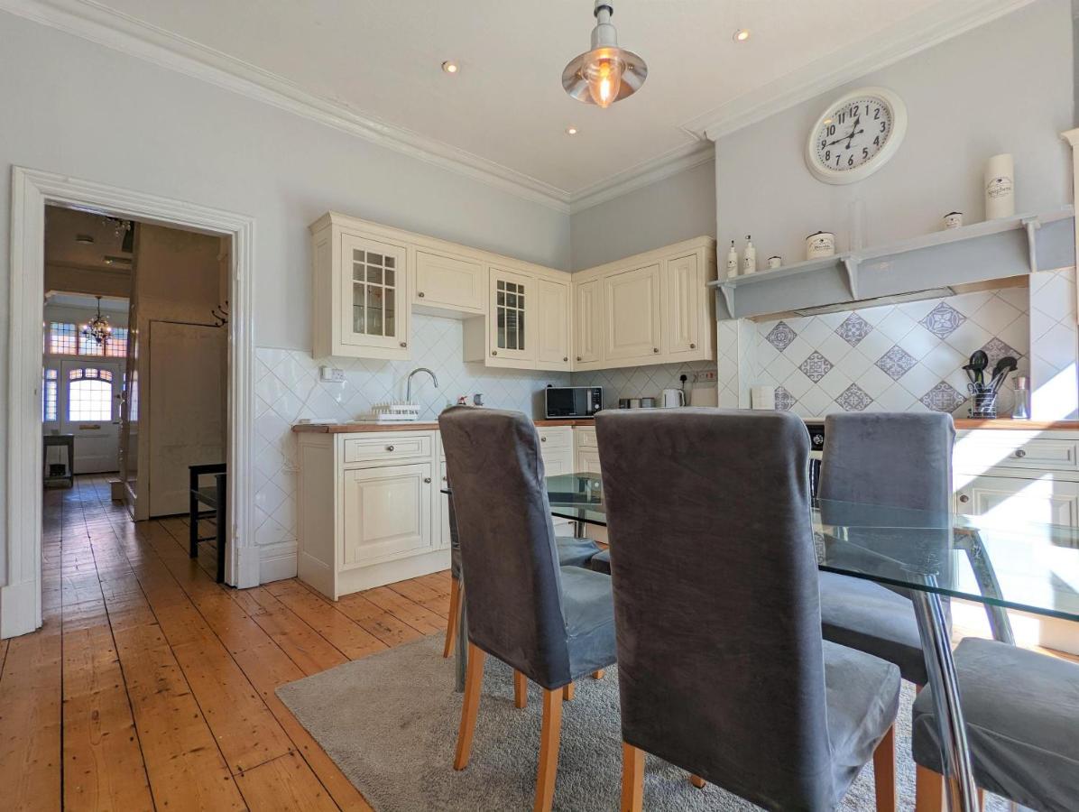 Hollybank House Holiday home *